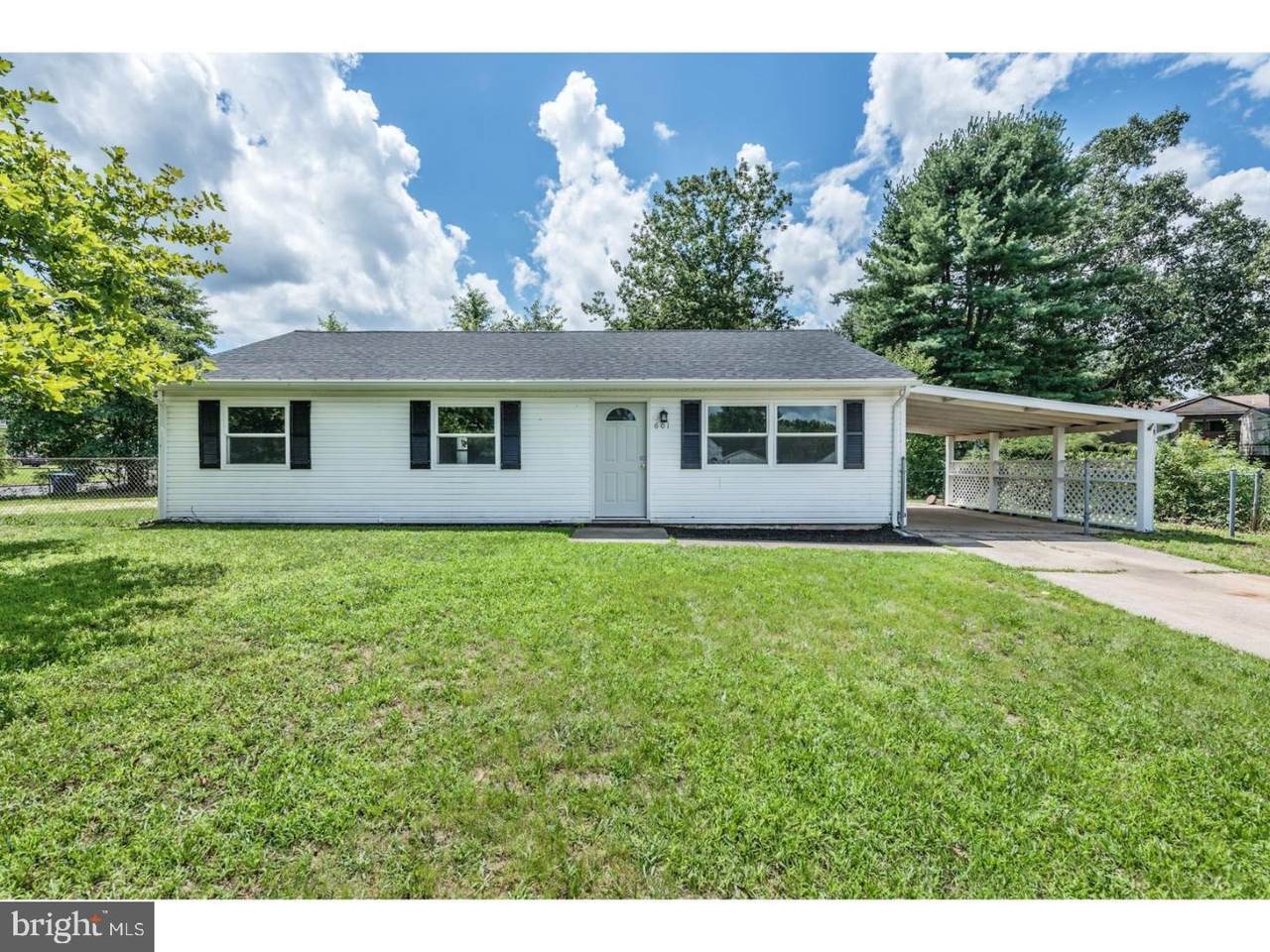 601 Sandra Drive - Photo 1