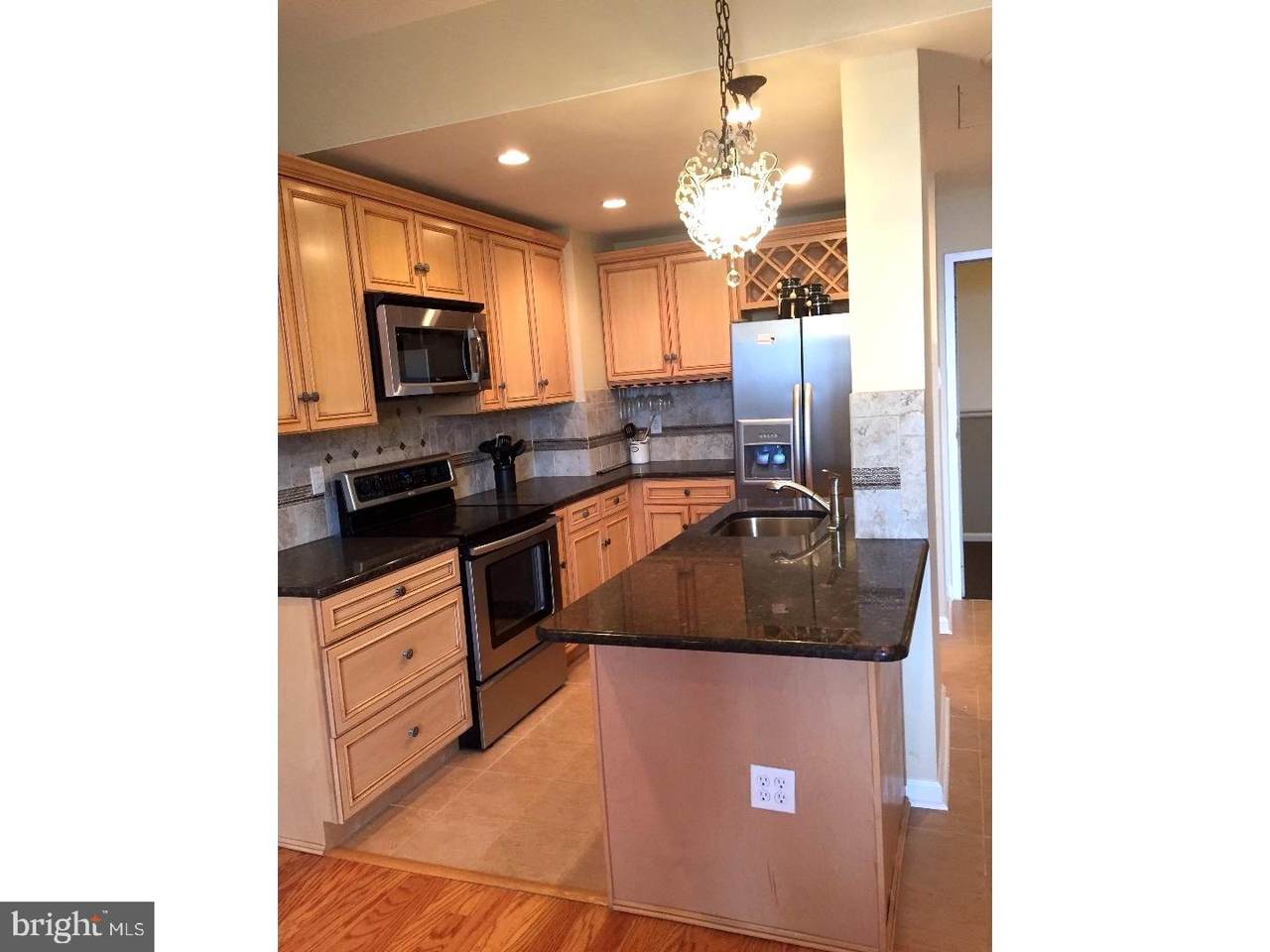 1601 Spring Garden Street - Photo 1
