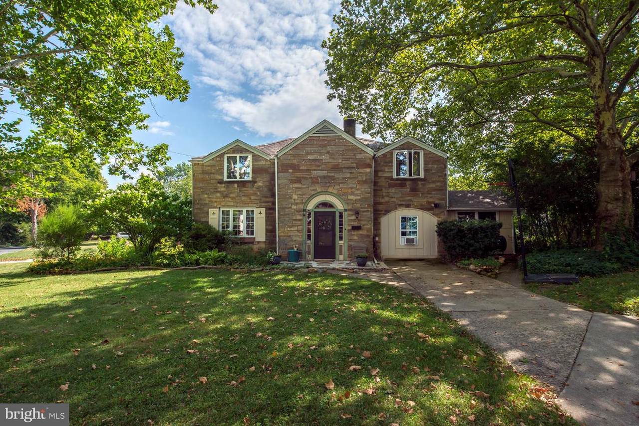704 Evergreen Street - Photo 1