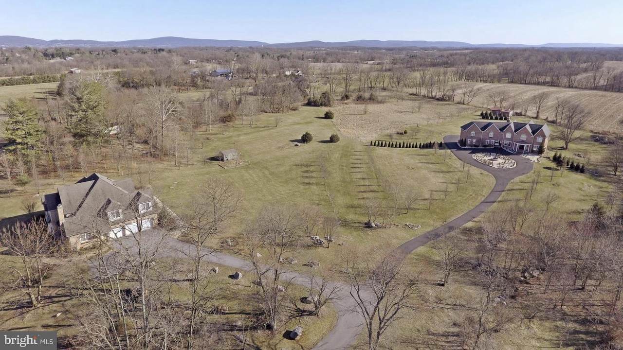 8102 Rose Cottage Lane - Photo 1