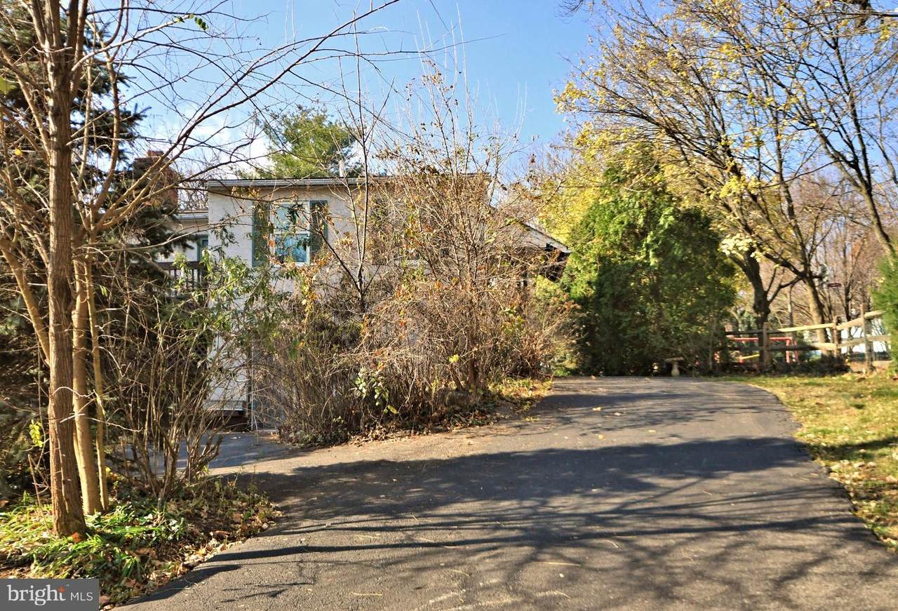 126 Gulph Lane - Photo 1