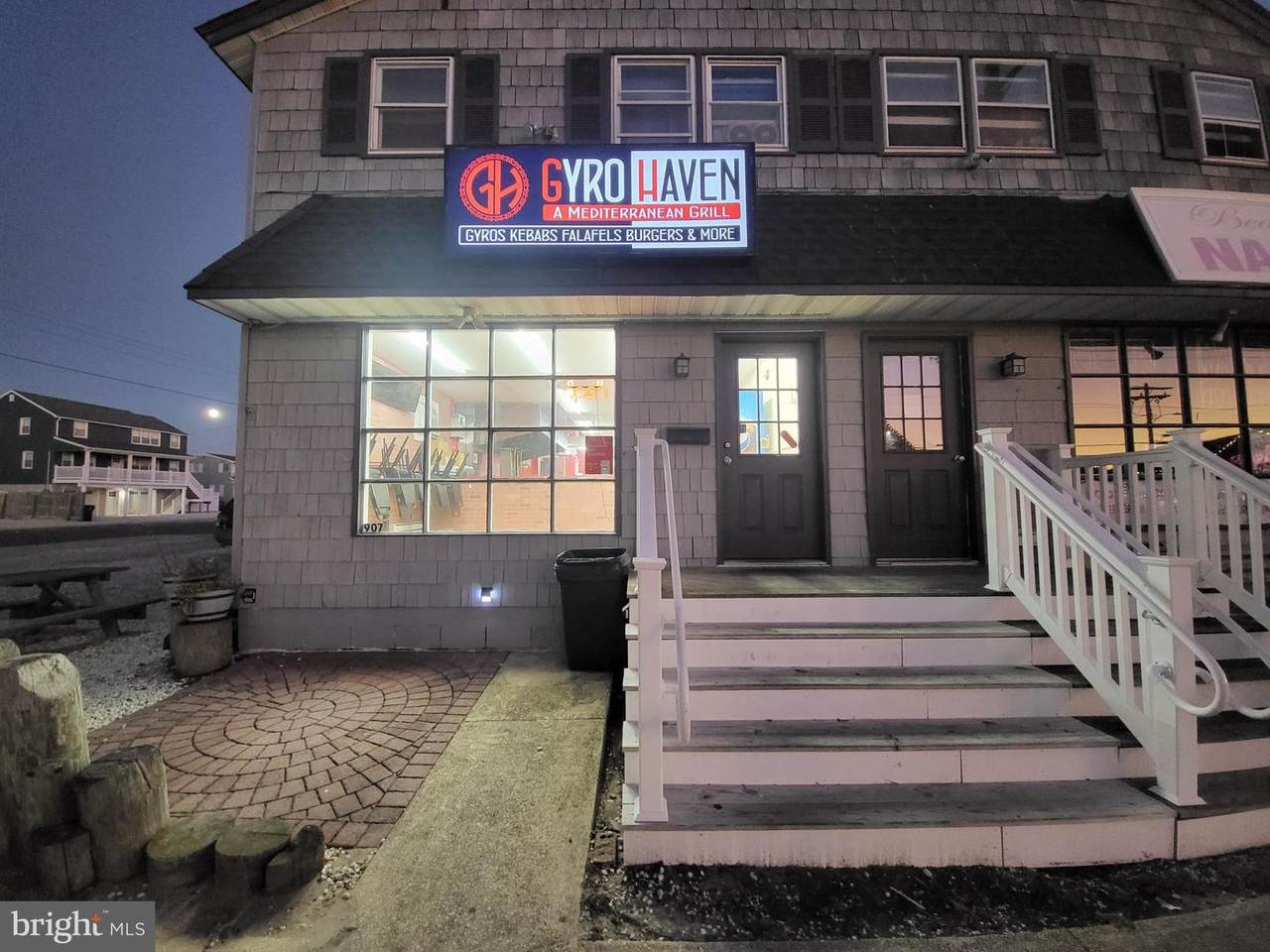 909 N. Bay Avenue - Photo 1