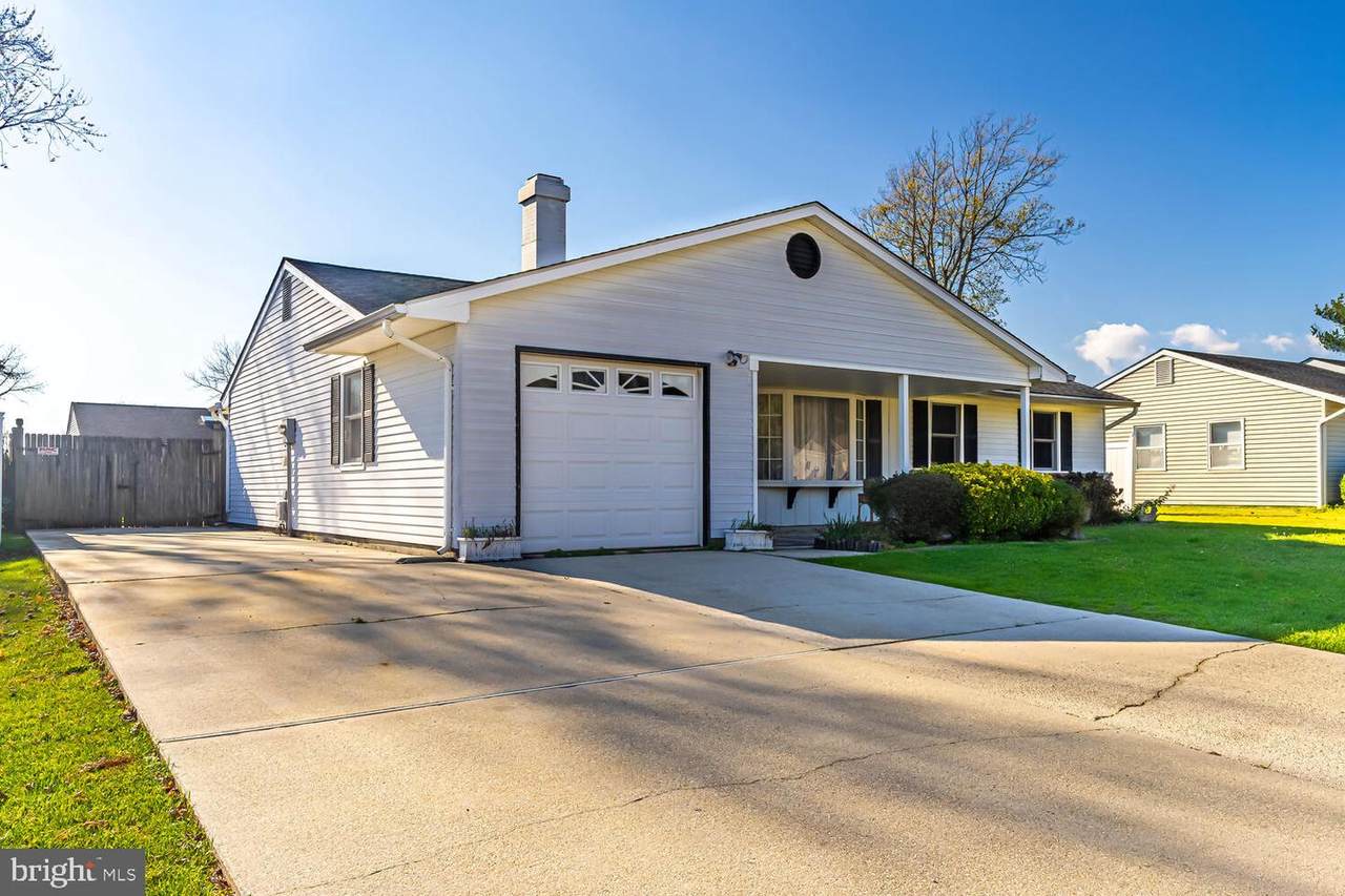 107 Cayuga Lake - Photo 1