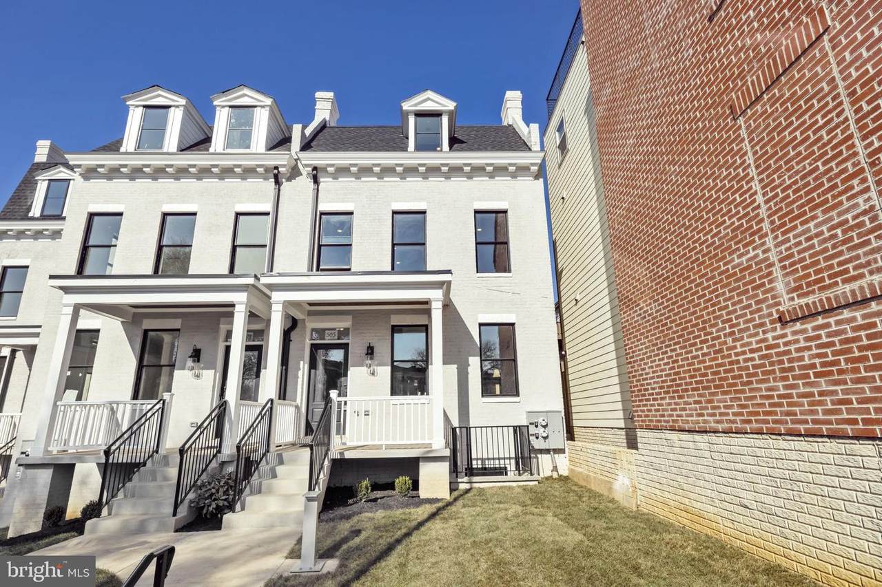 505 Park Road - Photo 1