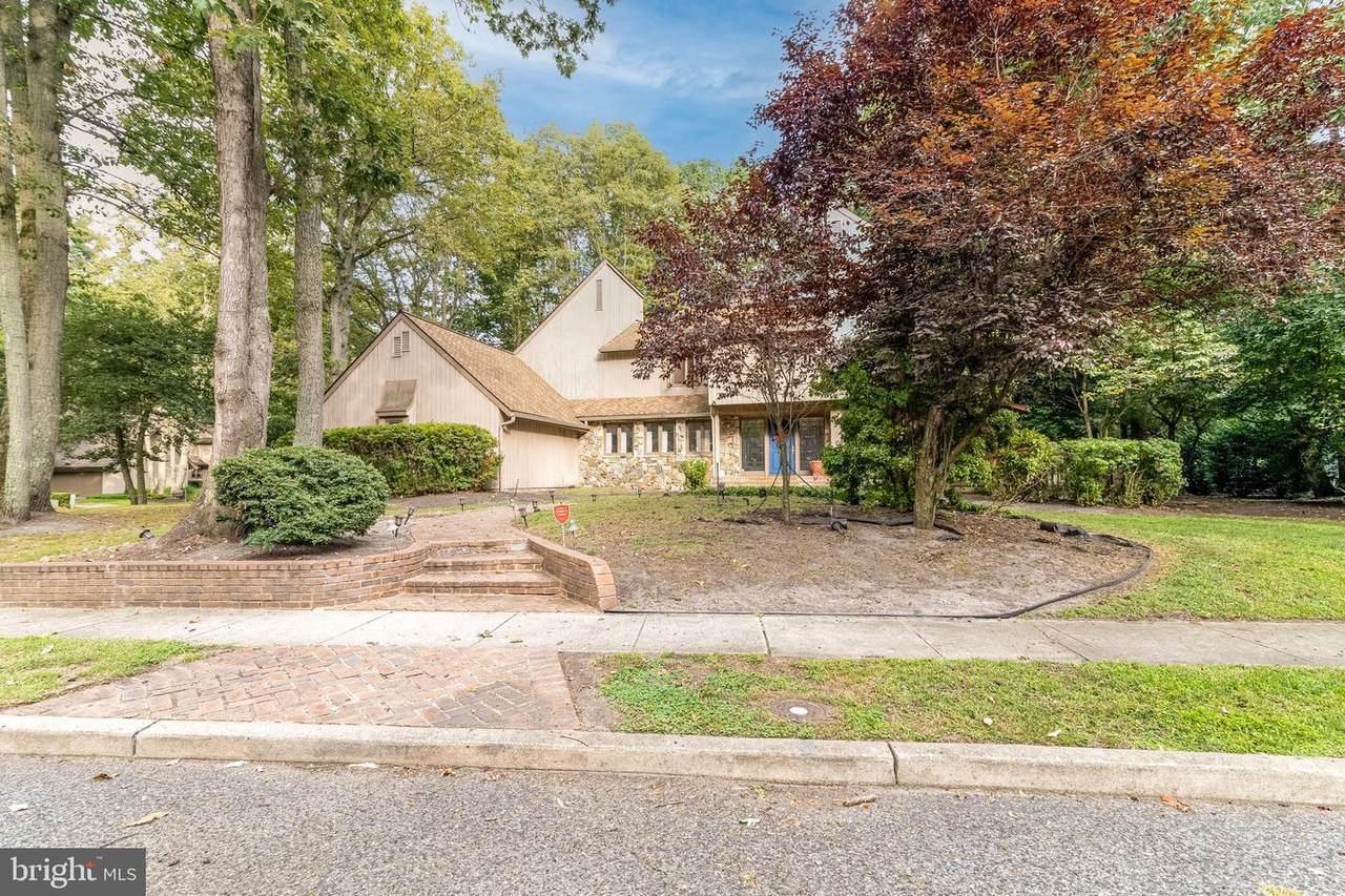 1 Windsor Drive - Photo 1