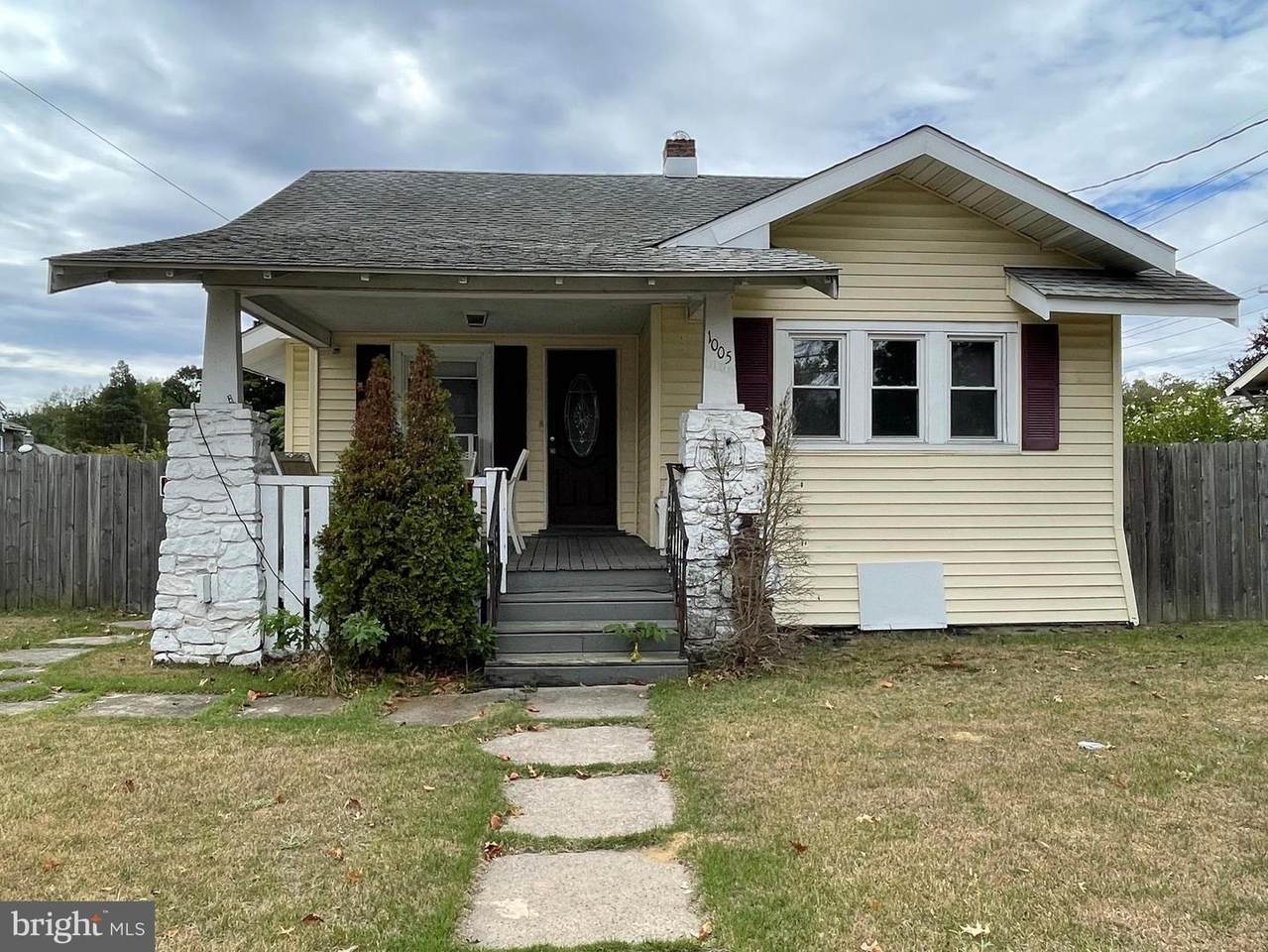 1005 Main Street - Photo 1
