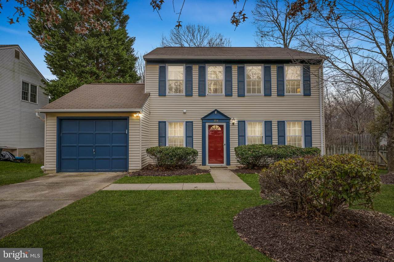 394 Kings College Drive - Photo 1