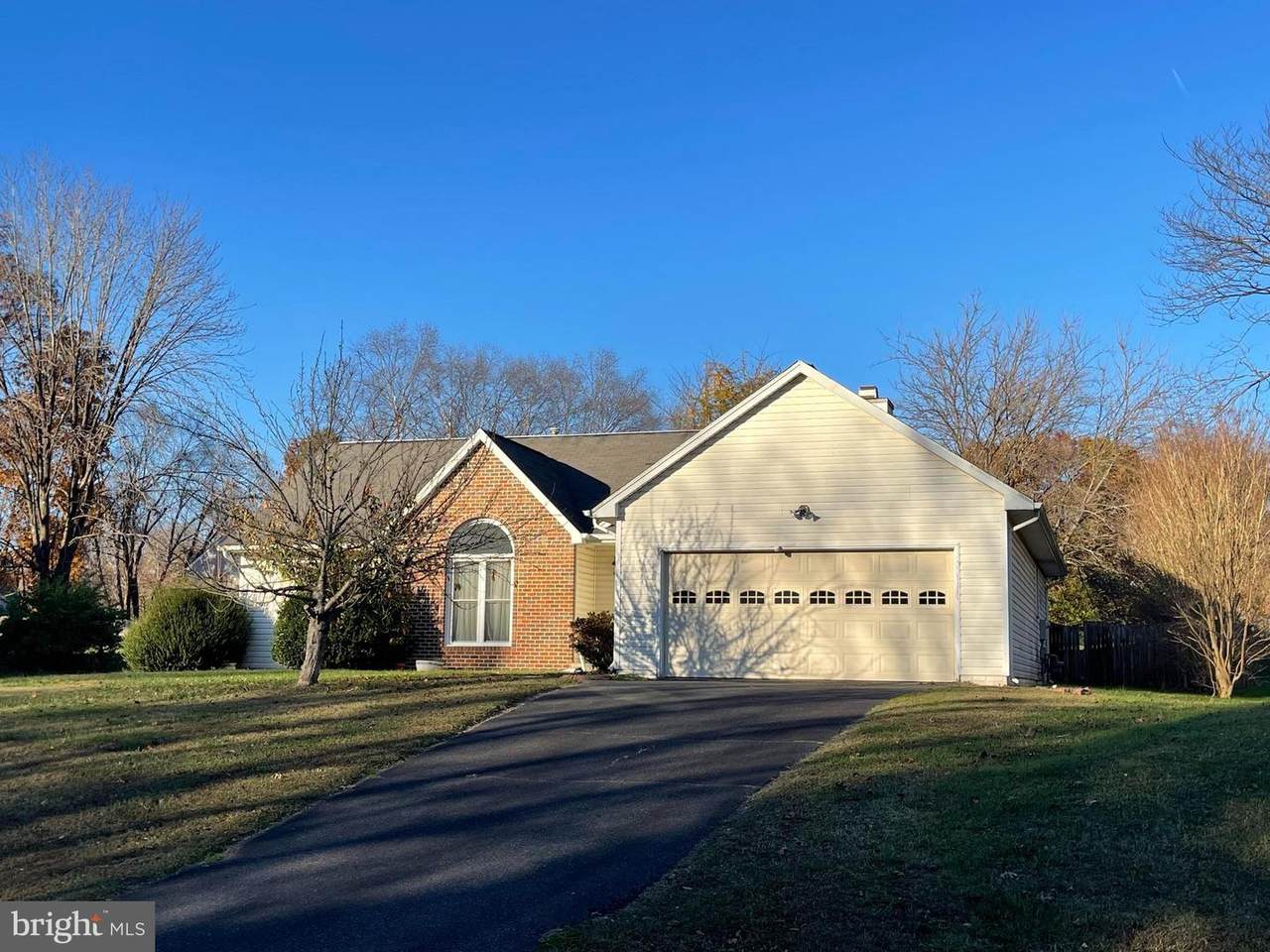 17 Pointe Lane - Photo 1