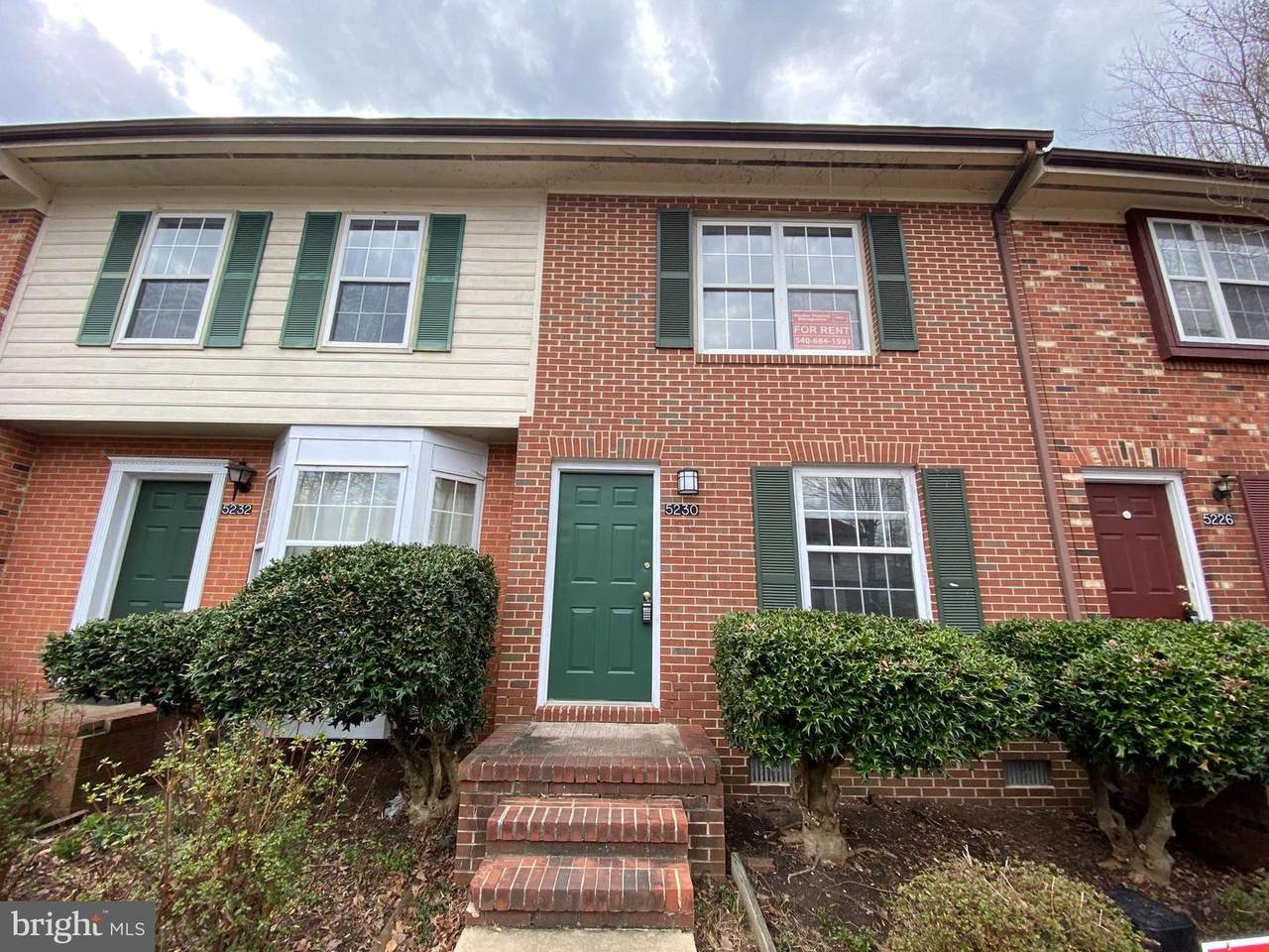 5230 Kings Wood Lane - Photo 1