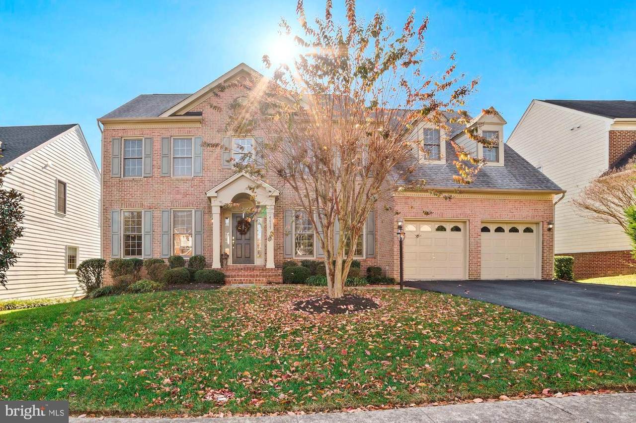 4615 Beaufont Spring Court - Photo 1