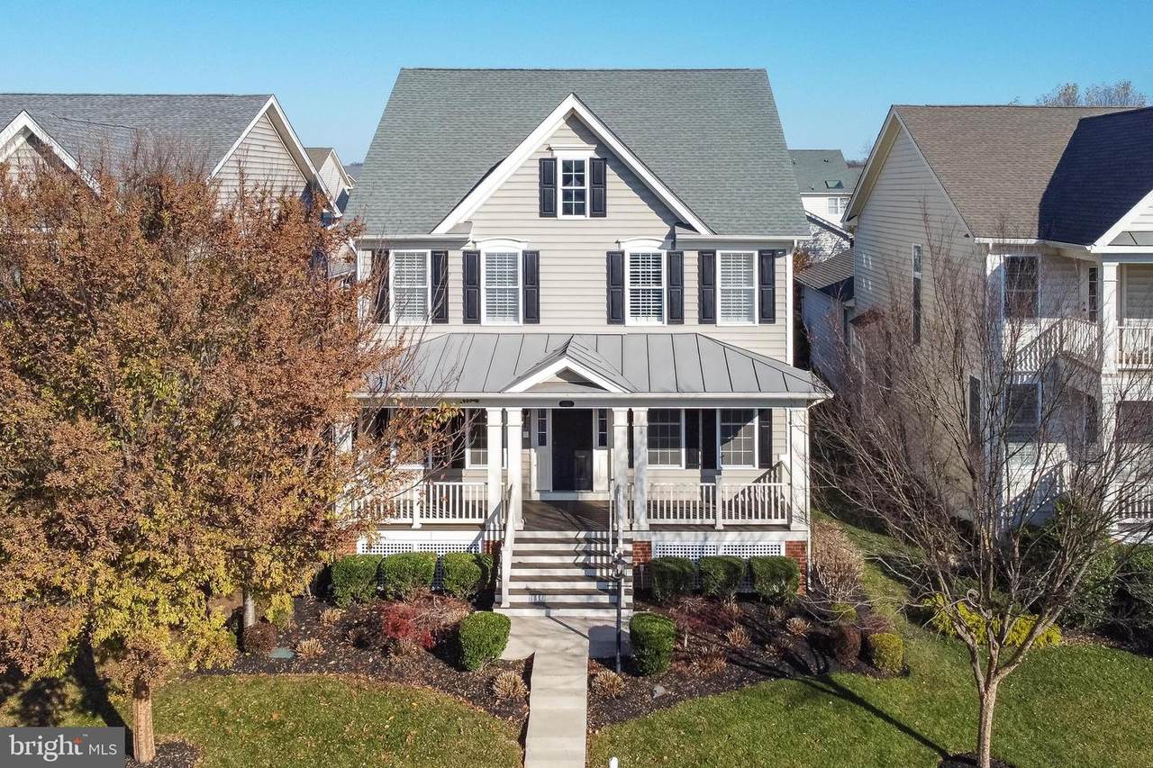 15325 Admiral Baker Circle - Photo 1