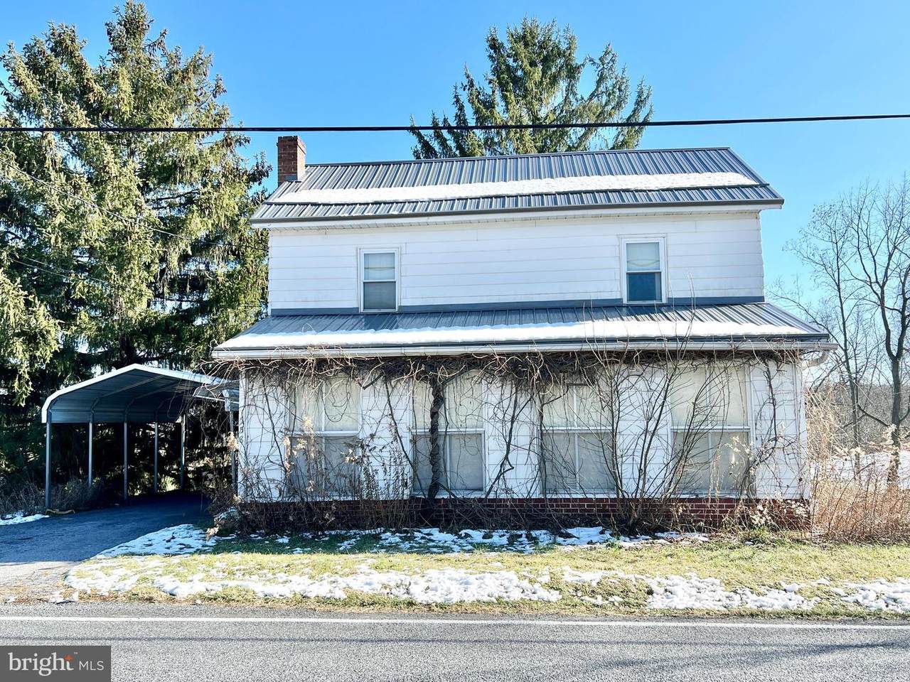 558 Valley Road - Photo 1