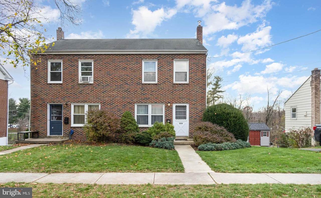 526 Park Street - Photo 1