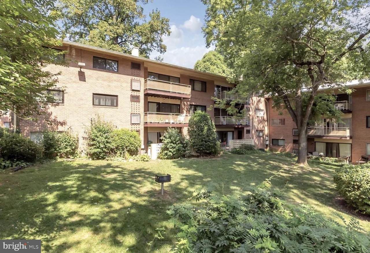 7358 Lee Highway - Photo 1