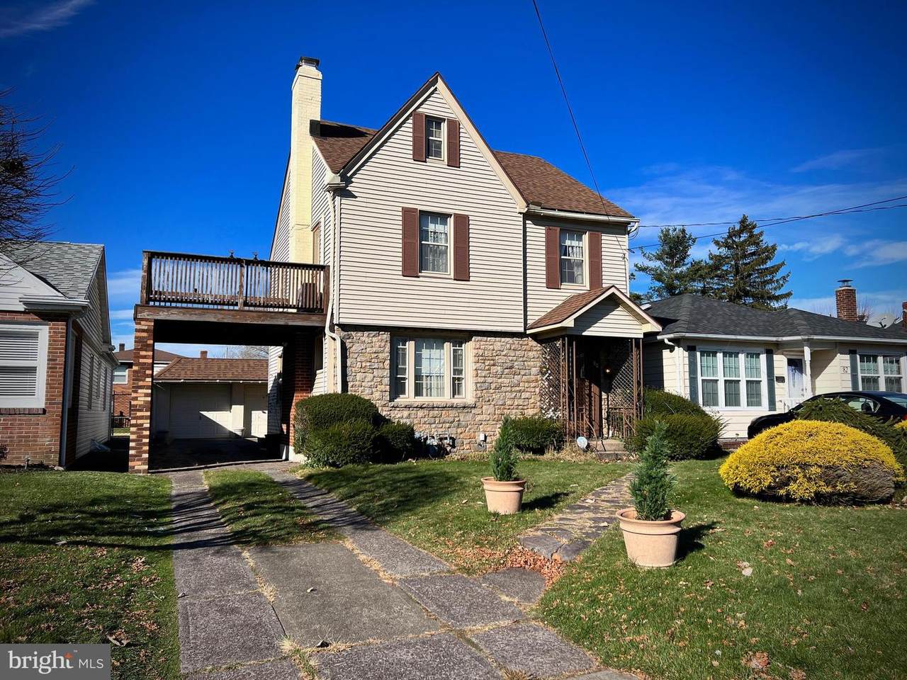 86 Franklin Street - Photo 1