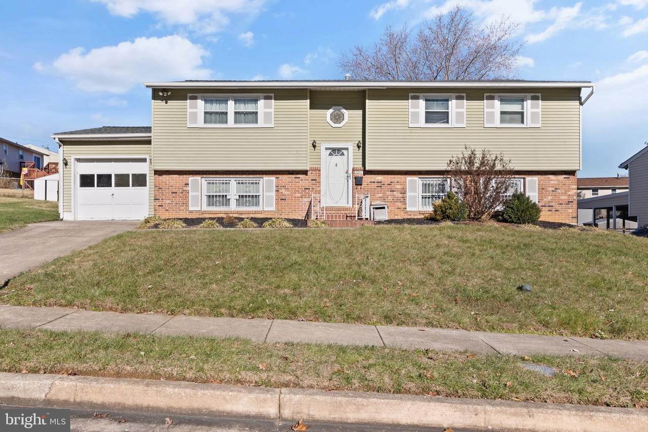 3202 Windsor Boulevard - Photo 1