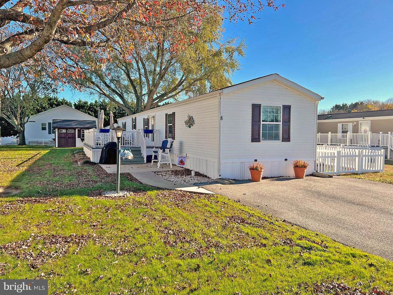 8 Sunnyfield Road - Photo 1