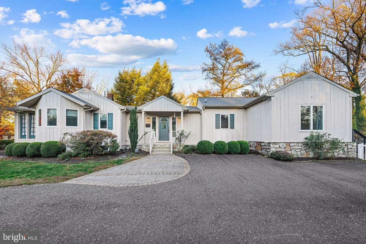646 Maple Avenue - Photo 1