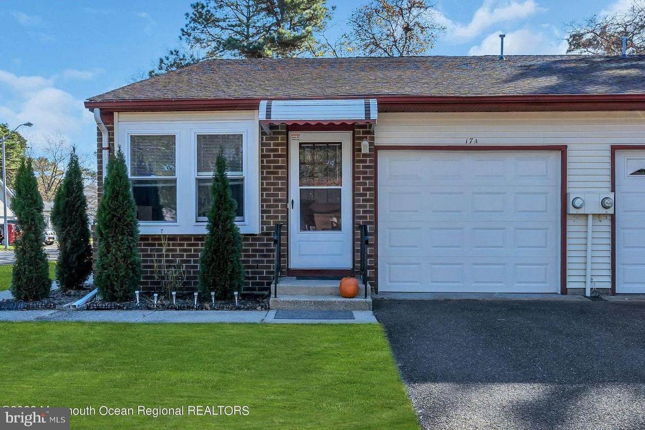 17-A Greenleaf Street - Photo 1