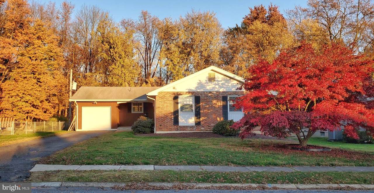 2823 Oakland Drive - Photo 1