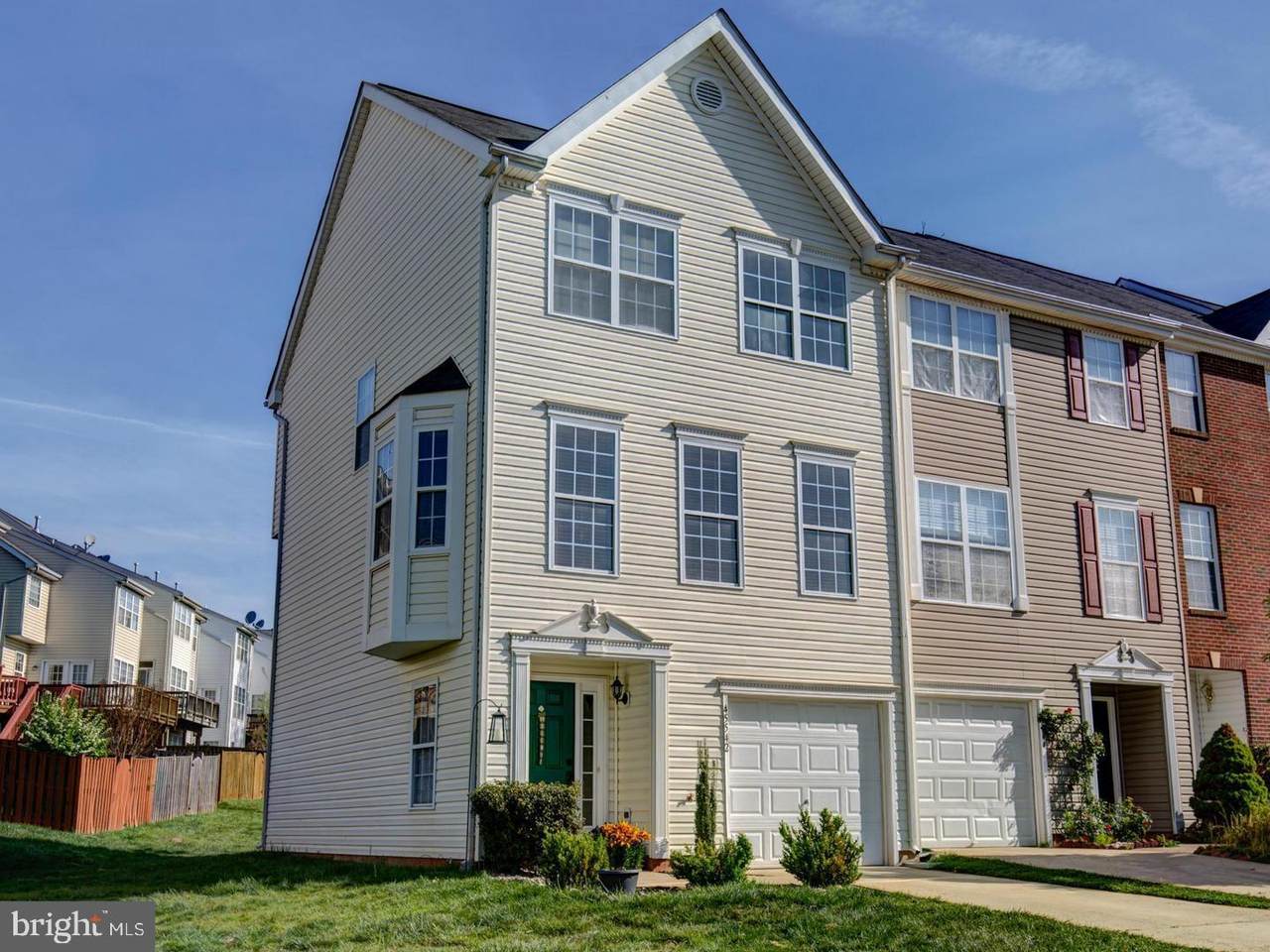45542 Mallard Point Terrace - Photo 1
