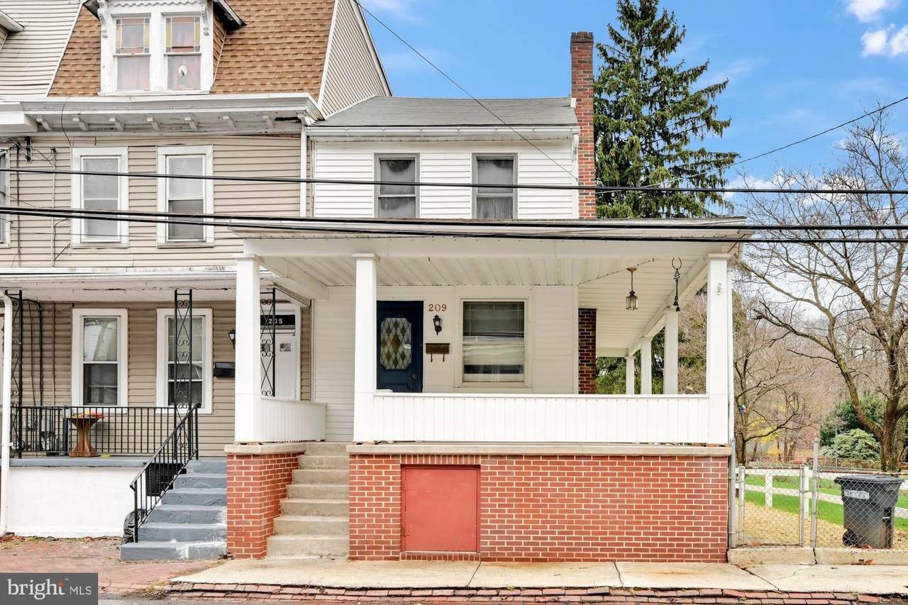 209 Delaware Avenue - Photo 1