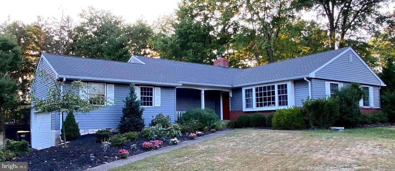 1231 Lois Road - Photo 1
