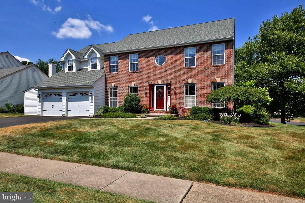 4980 Oakview Court - Photo 1