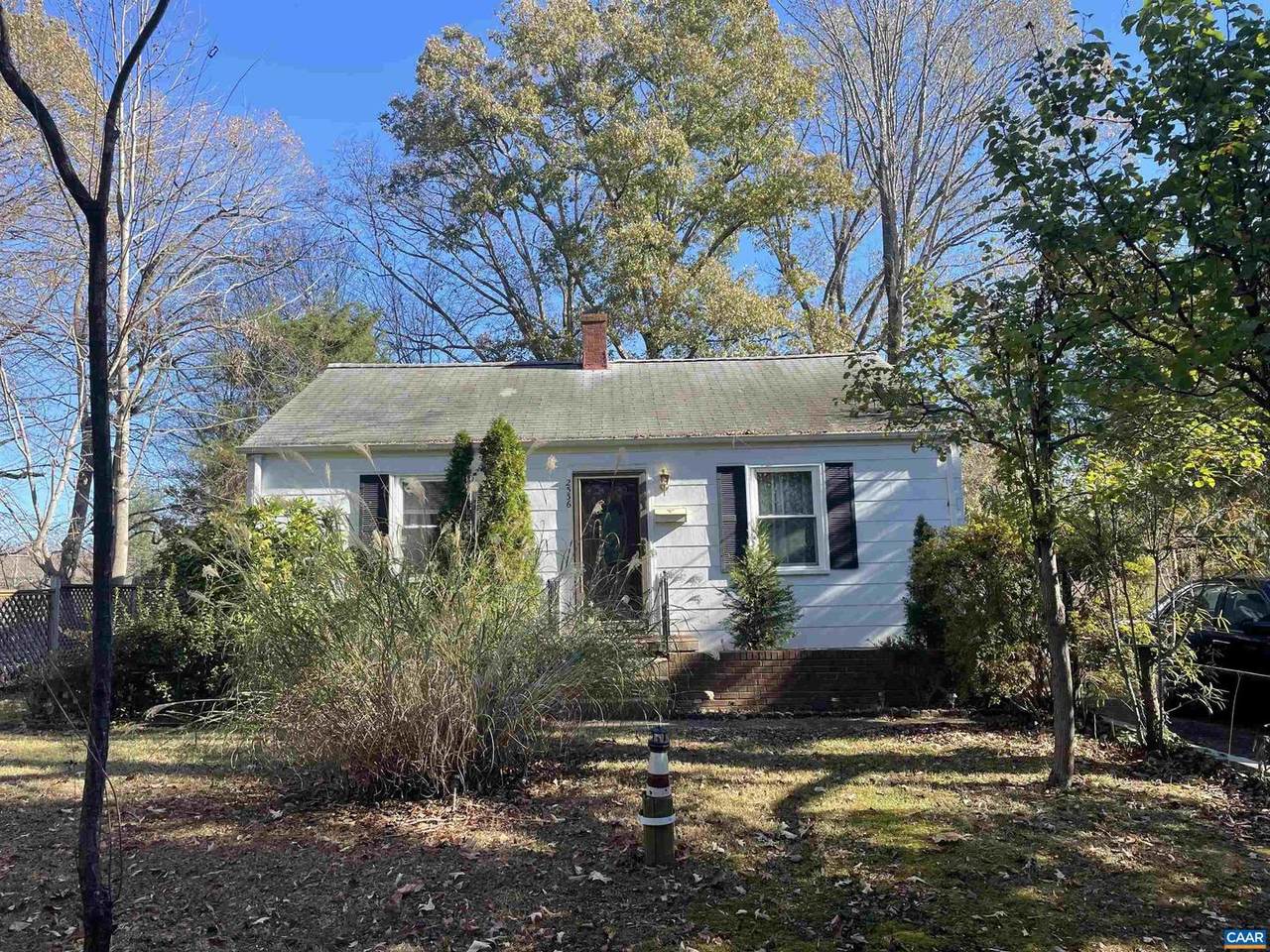2536 Woodland Dr - Photo 1