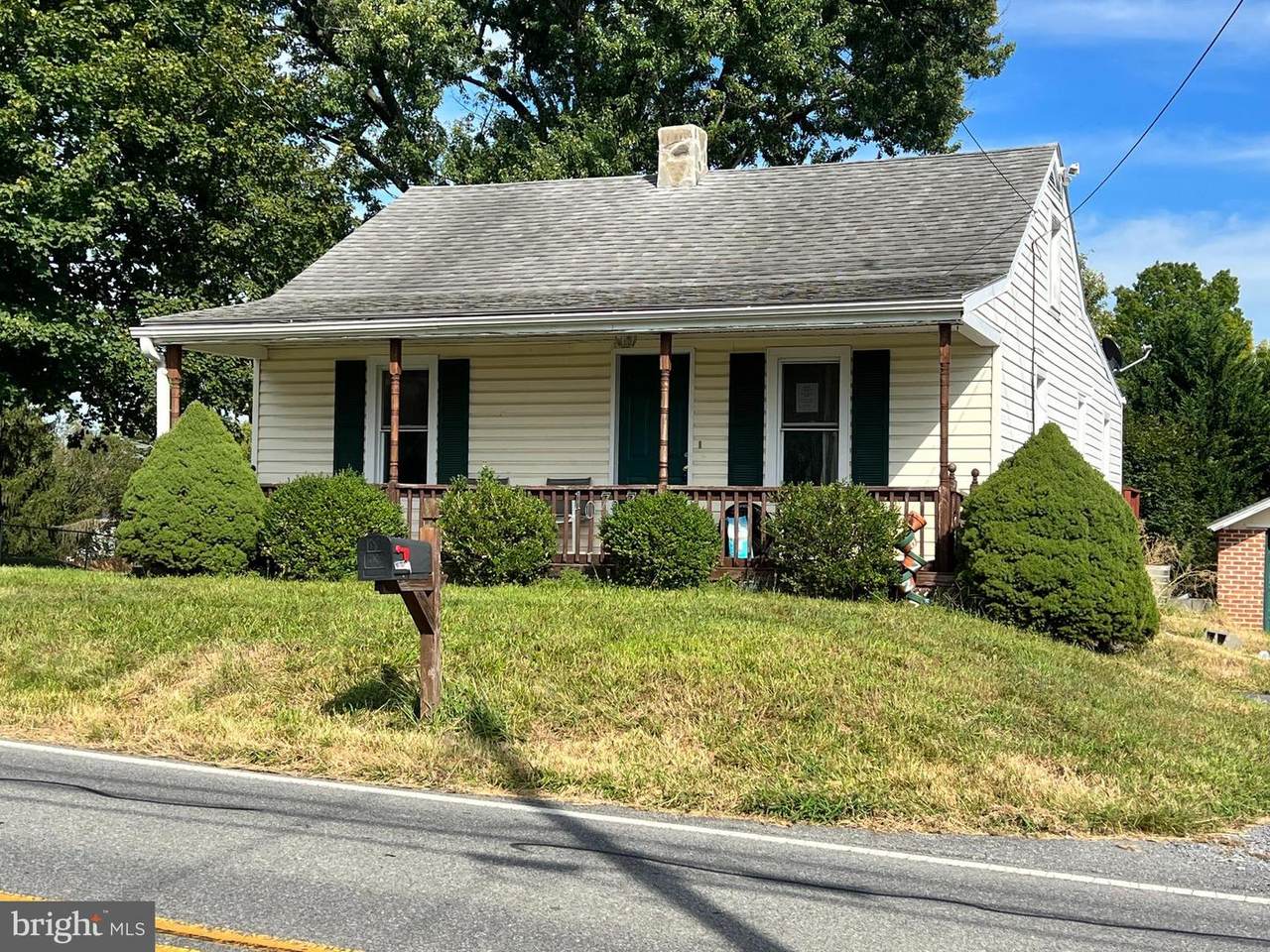 10727 Bower Avenue - Photo 1
