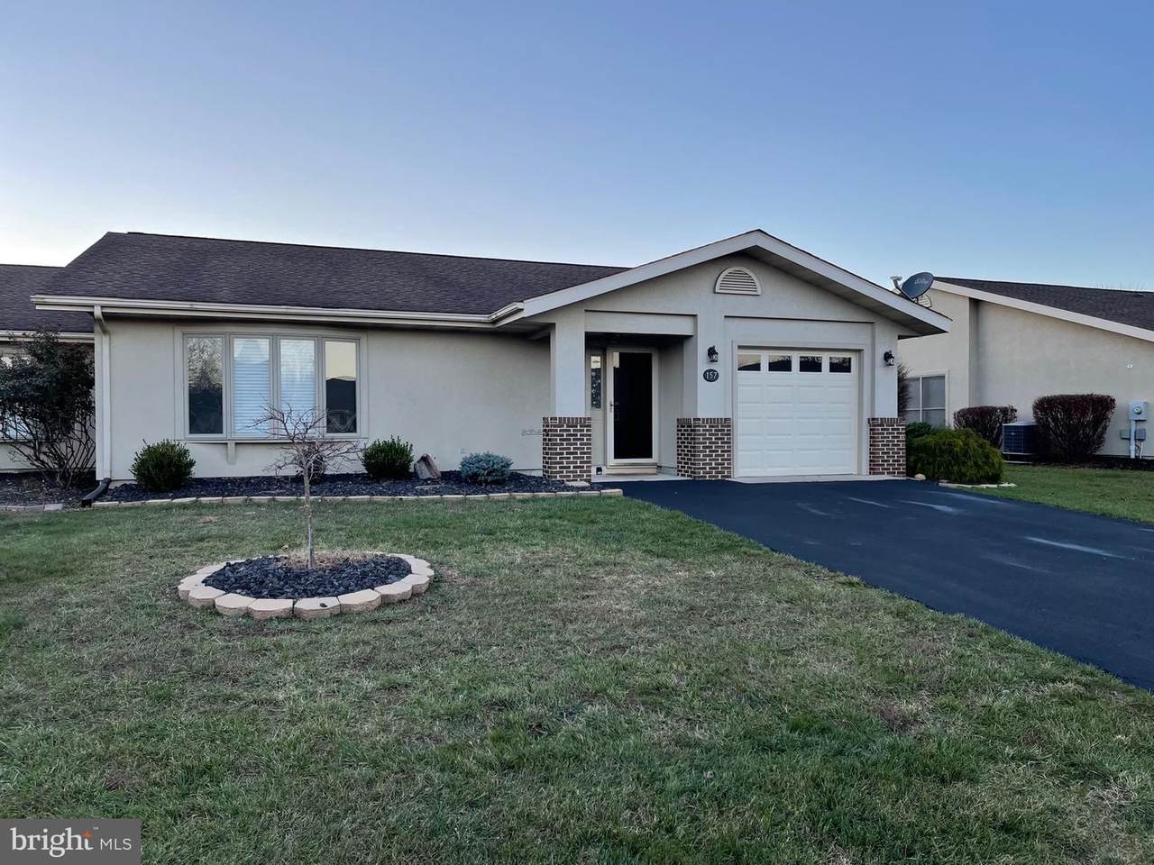 157 Arrowhead Ridge - Photo 1