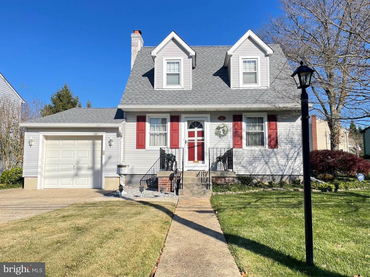 303 Hopkins Road - Photo 1