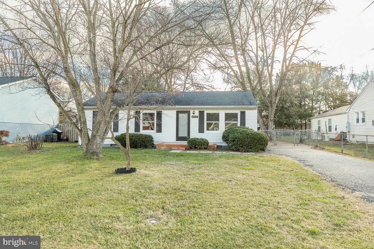 2952 Grace Street - Photo 1