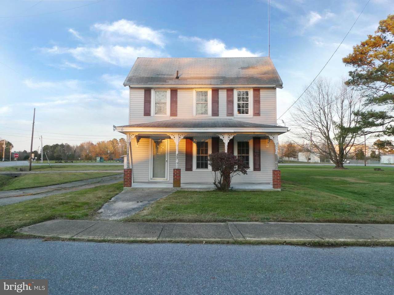 315 Race Street - Photo 1