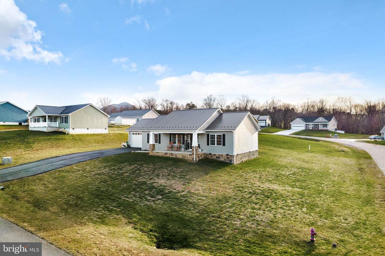 245 Wanda Street - Photo 1