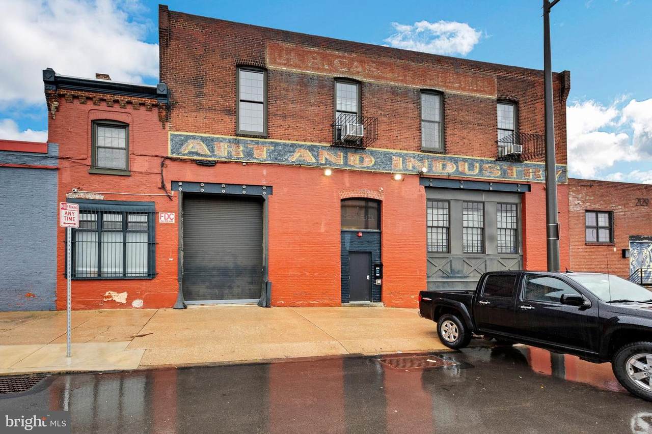 2131-35 American Street - Photo 1