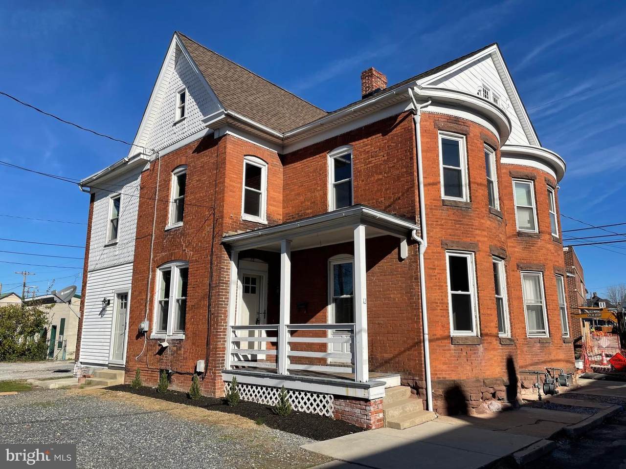 12 Middle Street - Photo 1