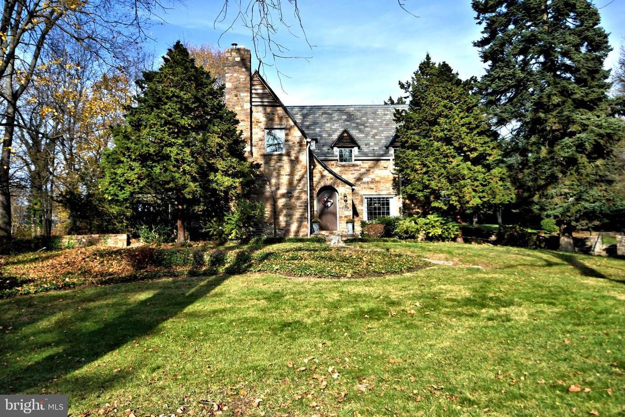 1507 Boyer Boulevard - Photo 1