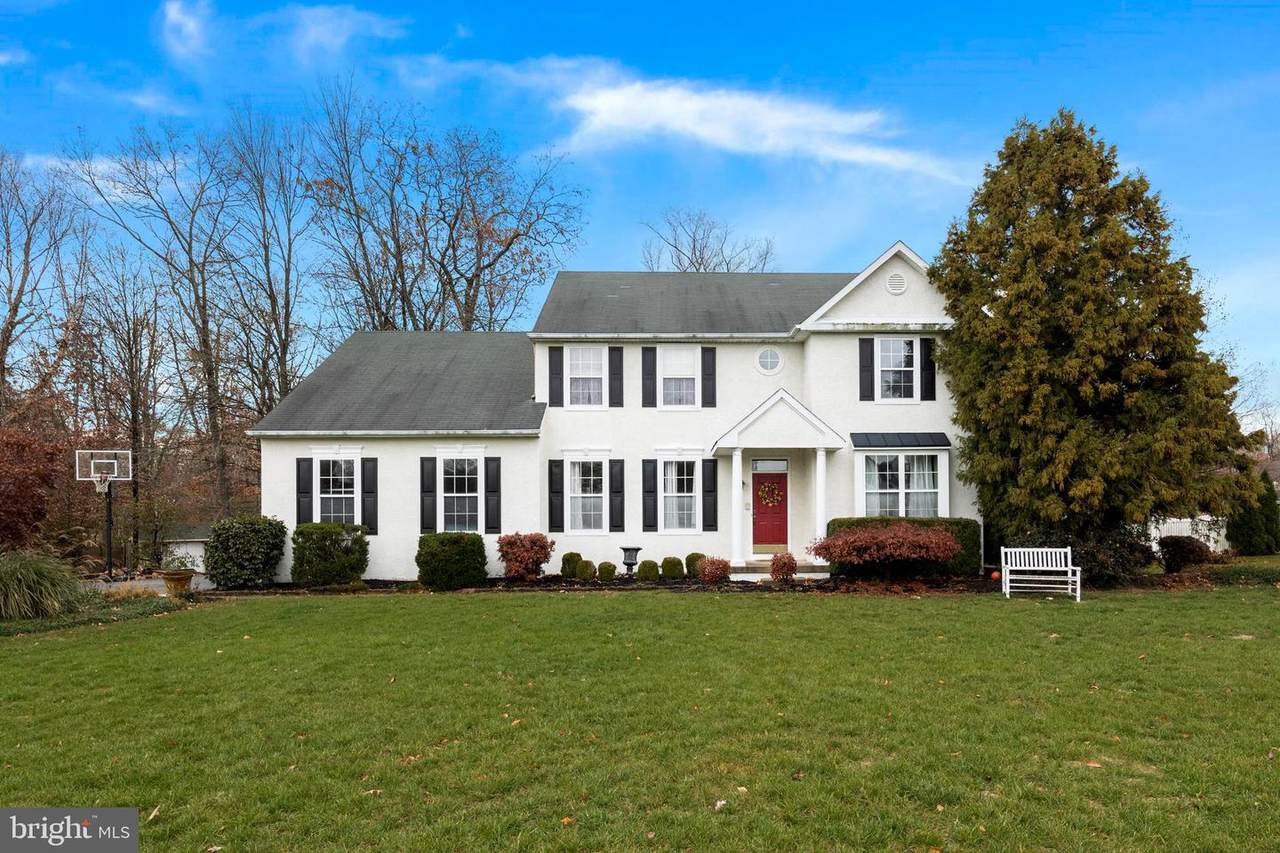 64 Lauren Way - Photo 1