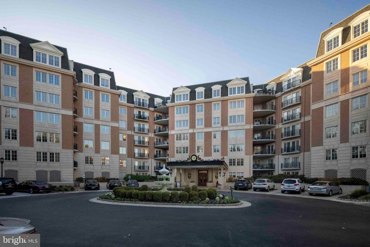 190 Presidential Boulevard - Photo 1