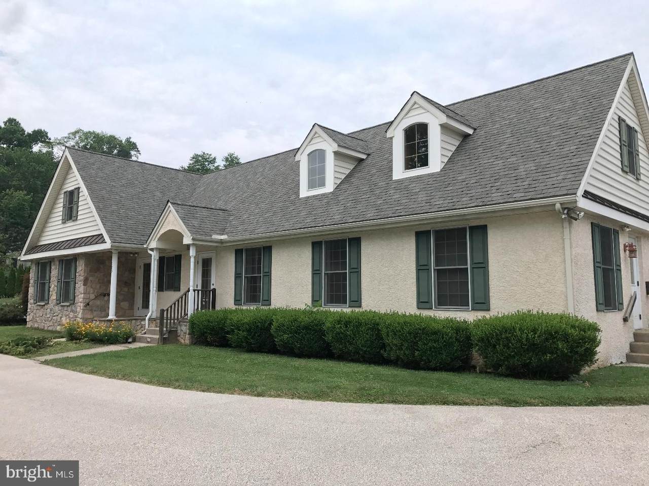 123 Paoli Pike - Photo 1