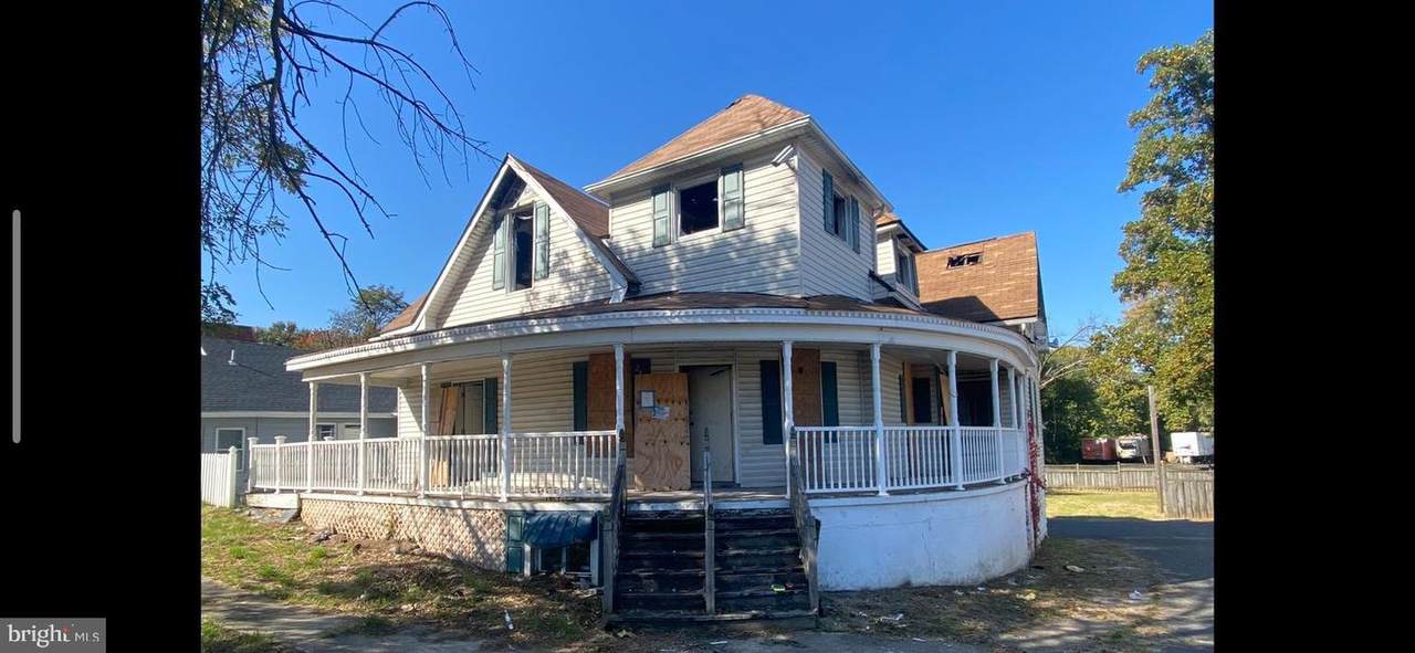 2708 Hollins Ferry Road - Photo 1