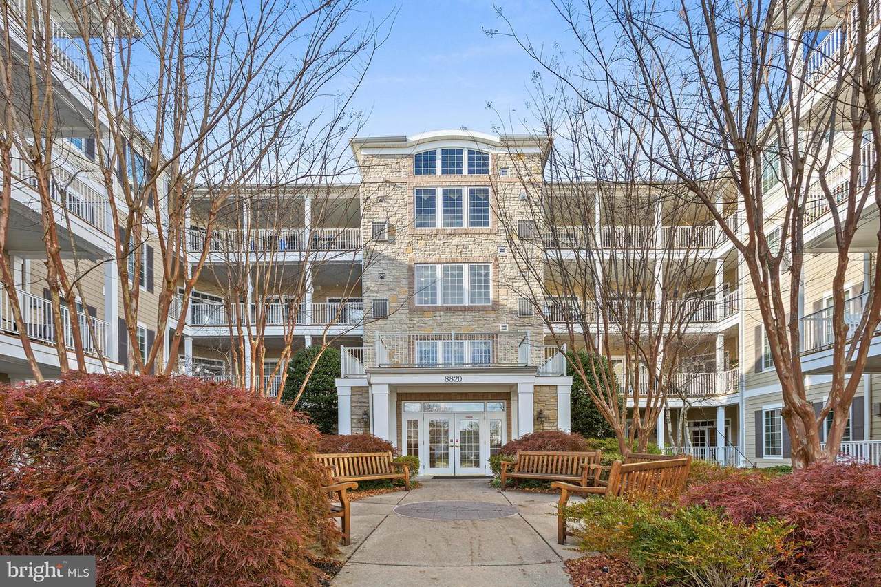 8820 Shining Oceans Way - Photo 1