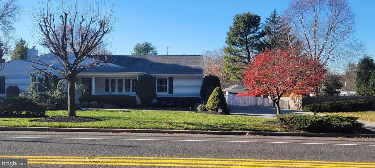 1016 Riverton Road - Photo 1