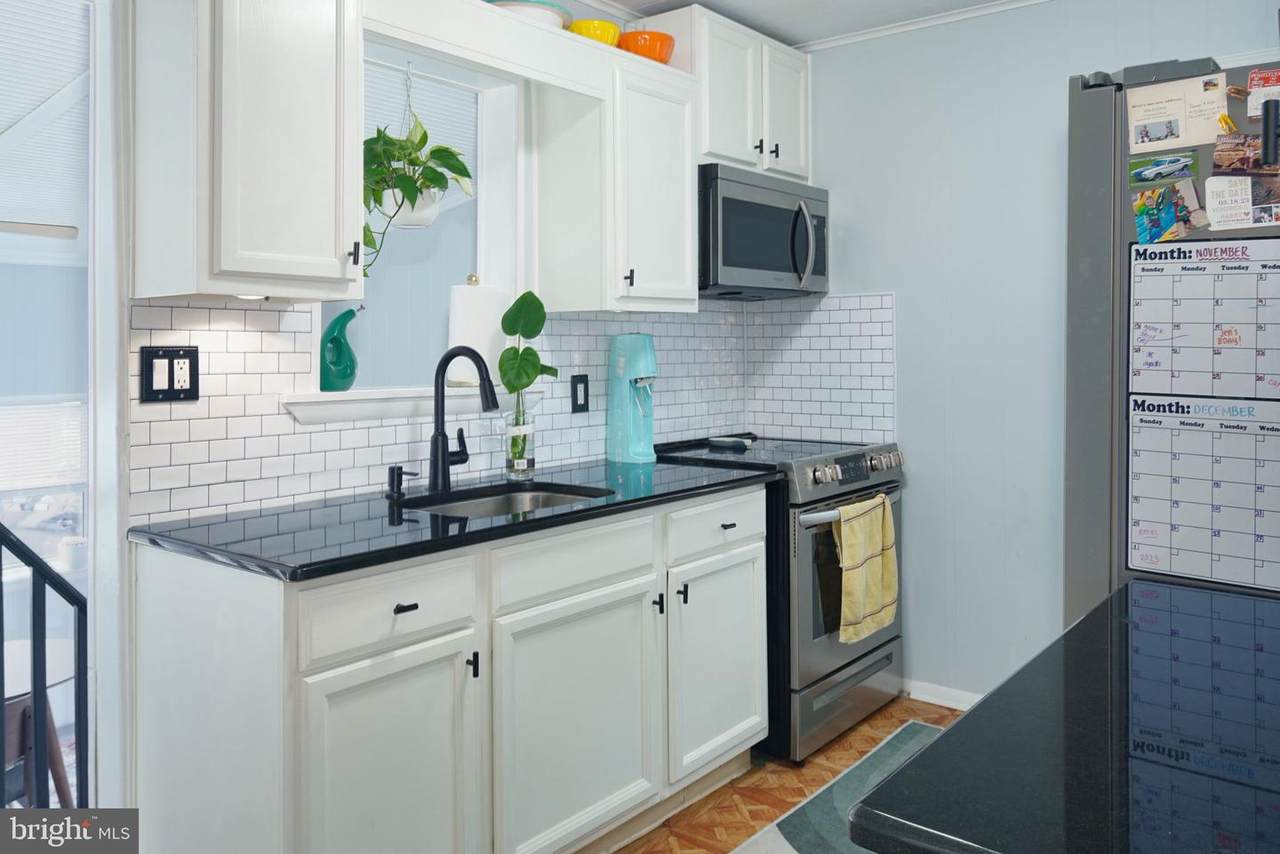 413 Beacon Avenue - Photo 1