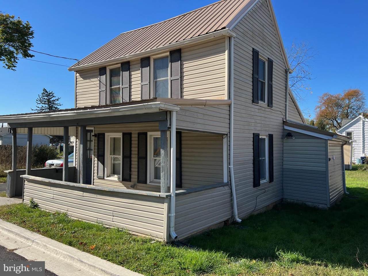 305 Jefferson Street - Photo 1