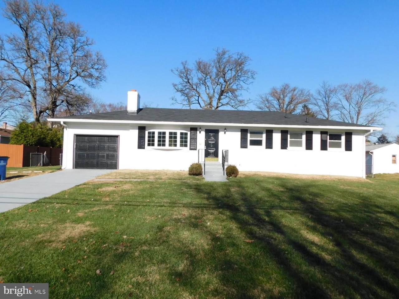 15421 Thompson Road - Photo 1