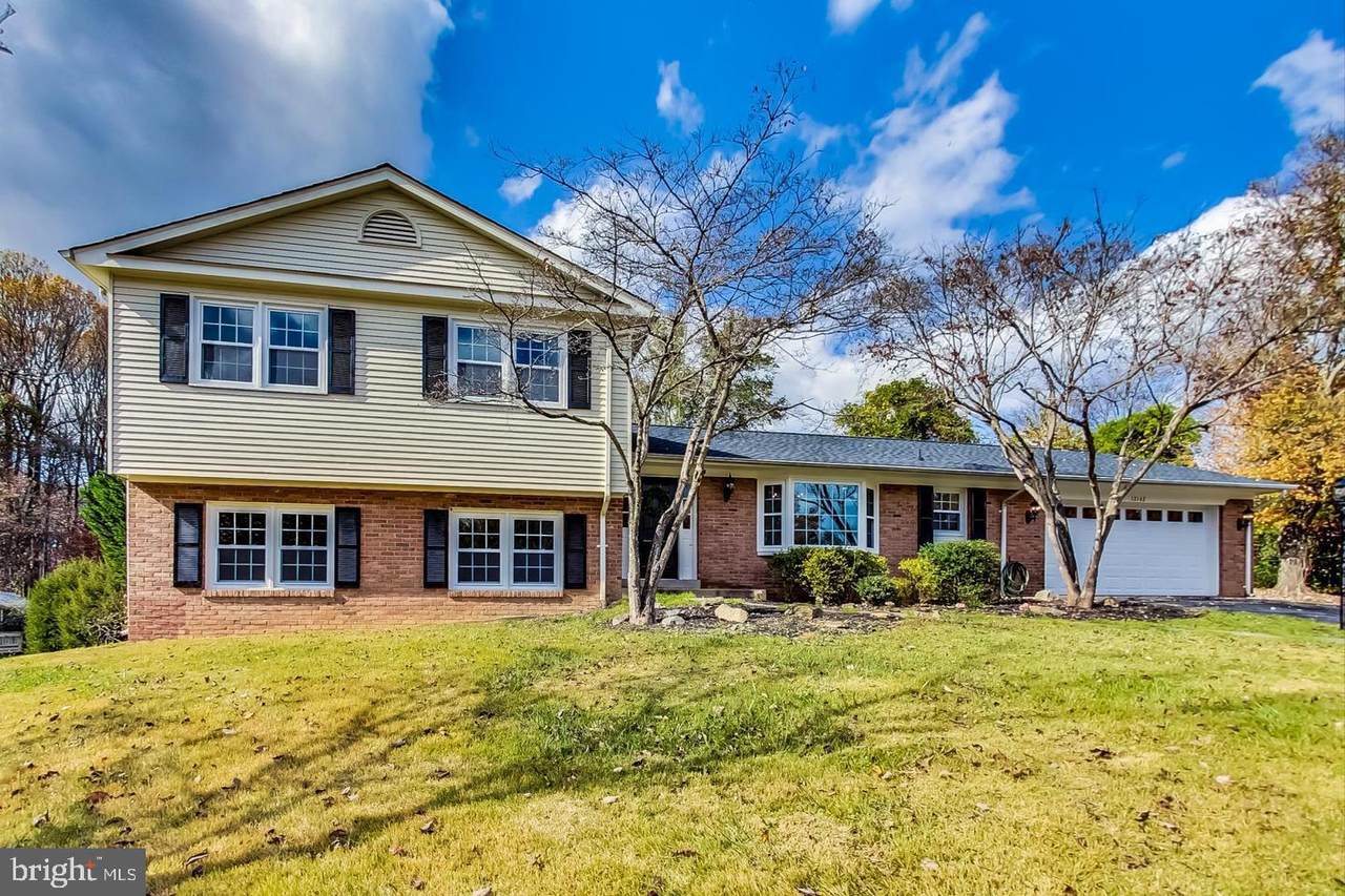 12142 Folkstone Drive - Photo 1