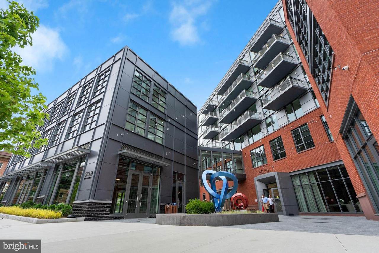 1201 Royal Street - Photo 1