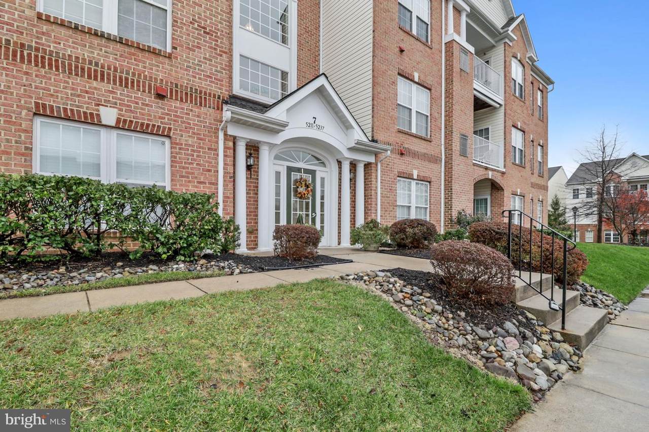 5215 Glenthorne Court - Photo 1